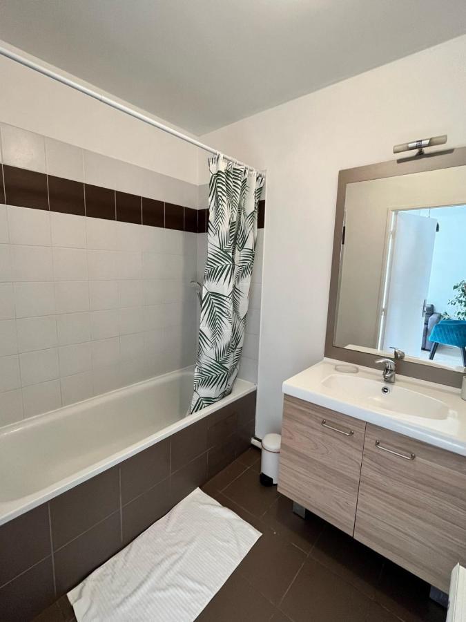 Modern And Bright Apartment Near Paris La Courneuve Εξωτερικό φωτογραφία