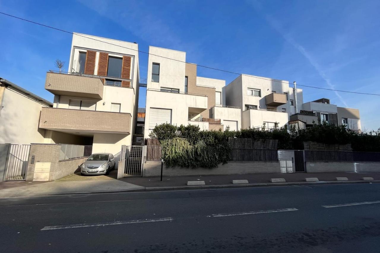 Modern And Bright Apartment Near Paris La Courneuve Εξωτερικό φωτογραφία
